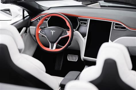 A­r­e­s­ ­D­i­z­a­y­n­ ­Ü­s­t­ü­ ­A­ç­ı­k­ ­T­e­s­l­a­ ­M­o­d­e­l­ ­S­ ­Ü­r­e­t­i­y­o­r­